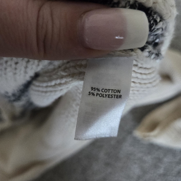 Rubbish brand sweater - Picture 6 of 6